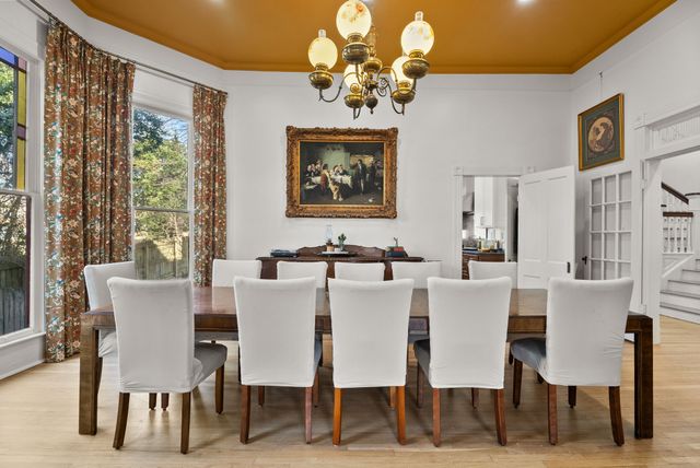 911 W Houston, Tyler, TX 75702