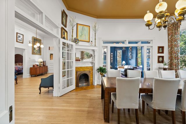 911 W Houston, Tyler, TX 75702