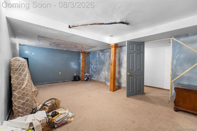 7841 E Morrow Circle, Dearborn, MI 48126