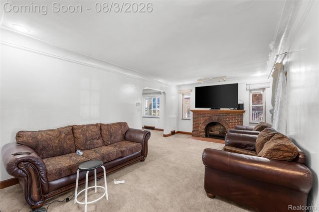 7841 E Morrow Circle, Dearborn, MI 48126