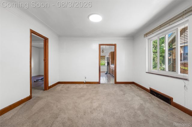 7841 E Morrow Circle, Dearborn, MI 48126
