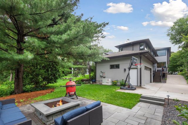 4512 Beard Avenue S, Minneapolis, MN 55410