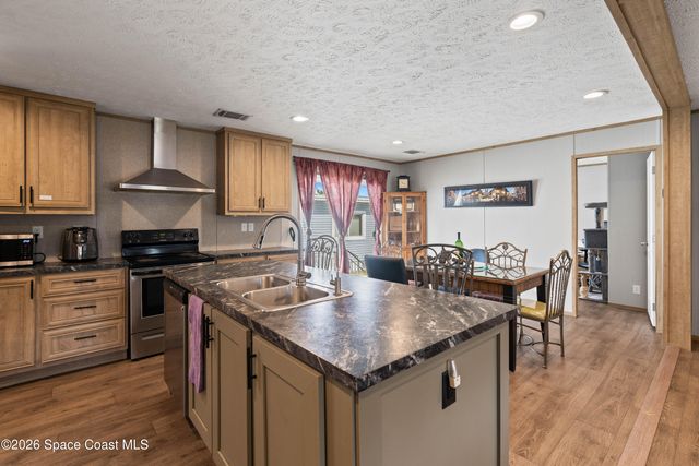 958 Pecan Circle, Barefoot Bay, FL 32976