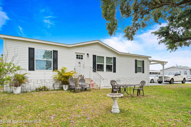958 Pecan Circle, Barefoot Bay, FL 32976