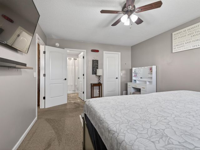 2423 Grand Canyon Corridor, Fort Wayne, IN 46808