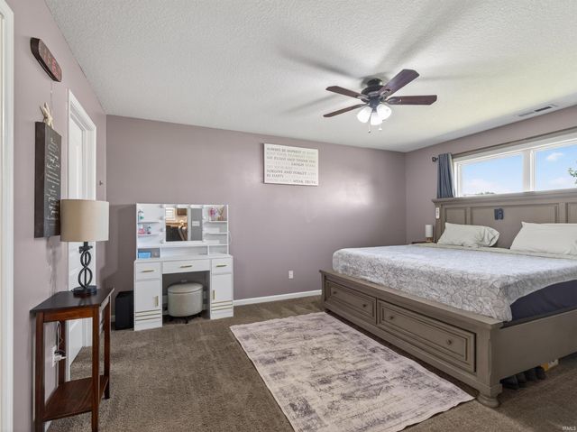 2423 Grand Canyon Corridor, Fort Wayne, IN 46808