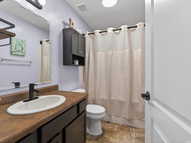 2423 Grand Canyon Corridor, Fort Wayne, IN 46808