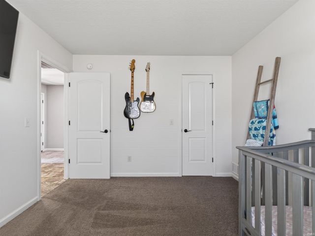 2423 Grand Canyon Corridor, Fort Wayne, IN 46808