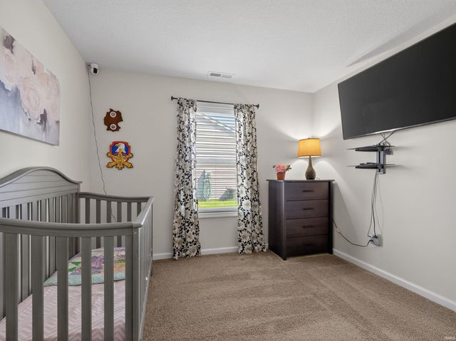 2423 Grand Canyon Corridor, Fort Wayne, IN 46808