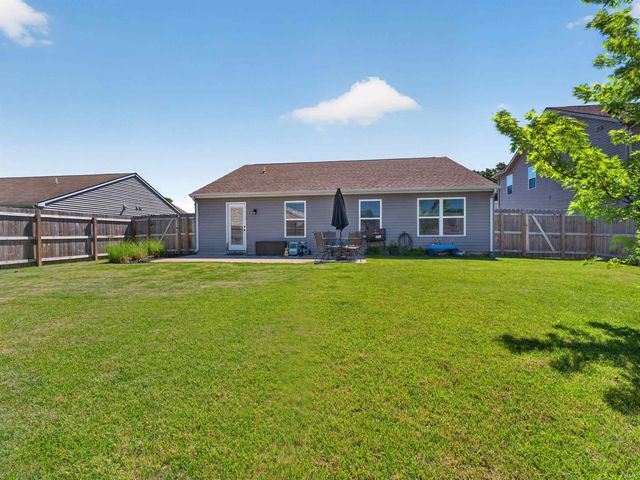 2423 Grand Canyon Corridor, Fort Wayne, IN 46808
