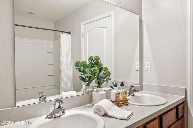 3812 BRONCO Road, Middleburg, FL 32068