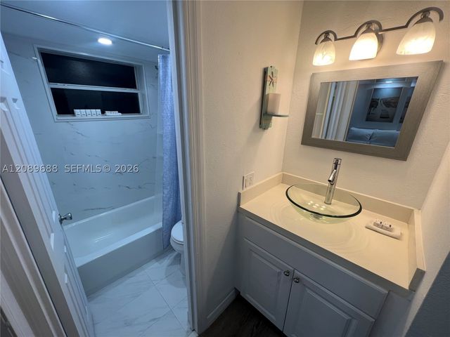 7904 West Dr 616, North Bay Village, FL 33141