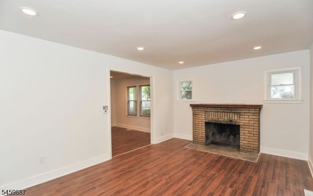 280 Seneca Pl 2, Plainfield City, NJ 07062 — photo 2