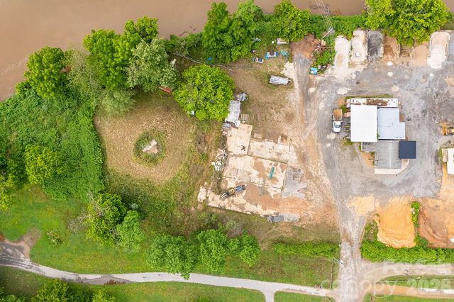 199 Amboy Road, Asheville, NC 28806