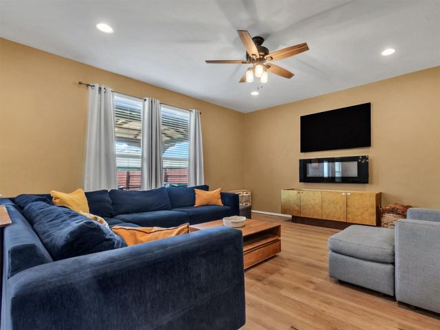 11701 Jackson Falls WAY, Manor, TX 78653