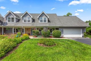 1722 Journeys DRIVE, Hartland, WI 53029