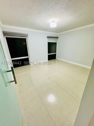 6812 Brookline Dr 6812, Hialeah, FL 33015
