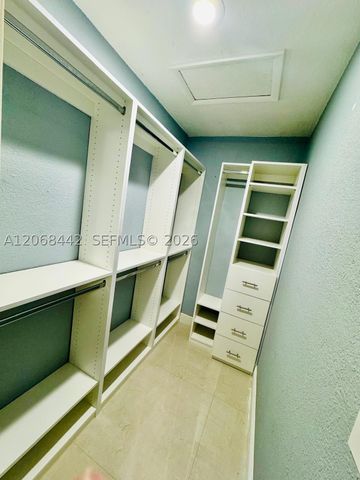 6812 Brookline Dr 6812, Hialeah, FL 33015