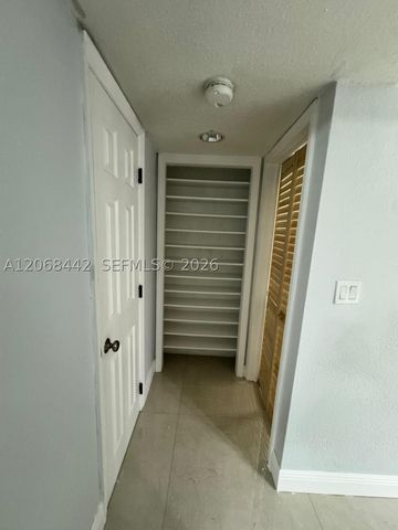6812 Brookline Dr 6812, Hialeah, FL 33015
