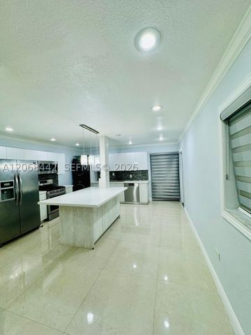 6812 Brookline Dr 6812, Hialeah, FL 33015