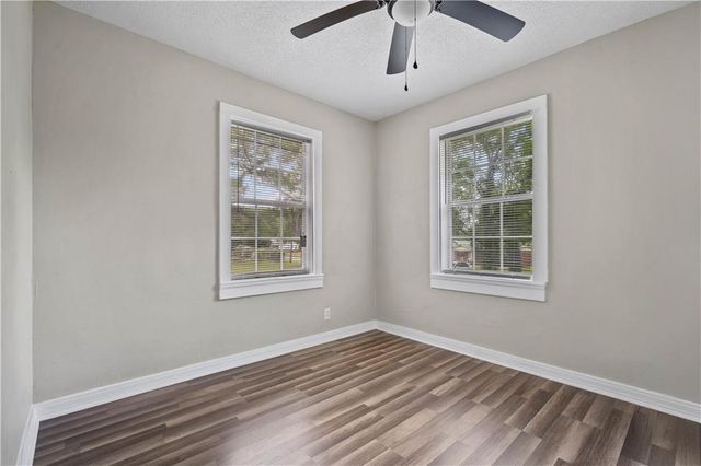 5015 Santos W Drive, Mobile, AL 36619