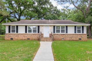 5015 Santos W Drive, Mobile, AL 36619