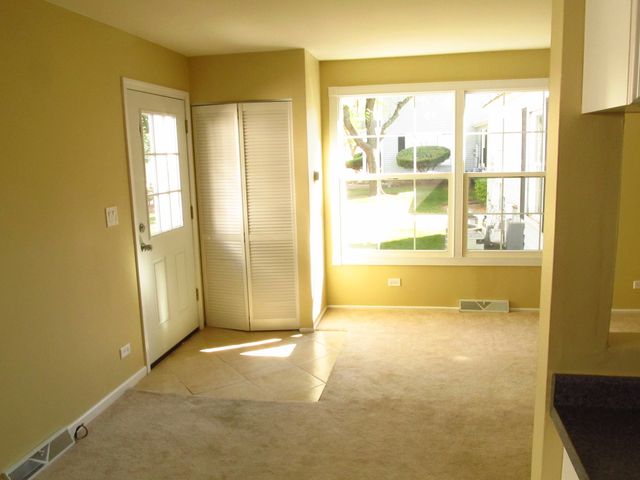 1246 Prairie Avenue, Glendale Heights, IL 60139
