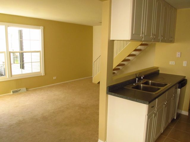 1246 Prairie Avenue, Glendale Heights, IL 60139