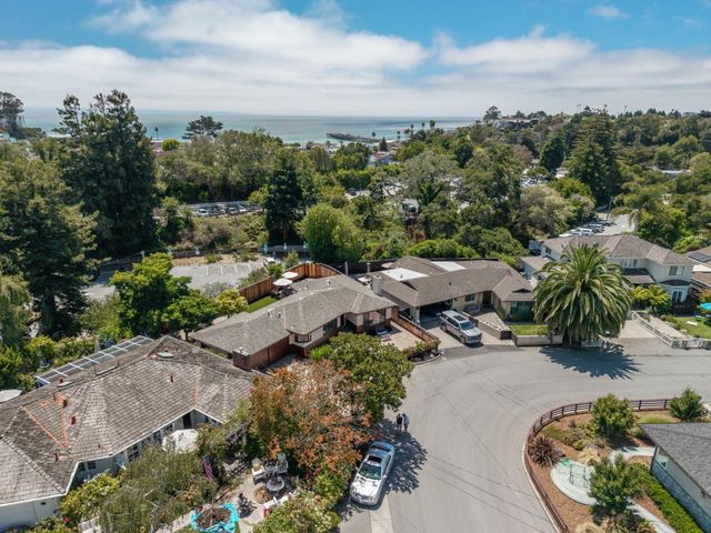 420 Pilgrim Drive, Capitola, CA 95010