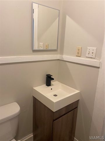 2504 12th, Tuscaloosa, AL 35401
