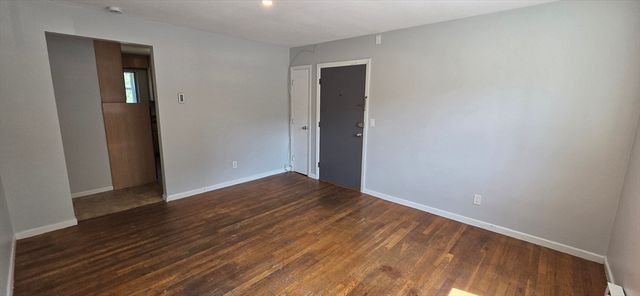 5 Waldemar Ave 3, Boston, MA 02128