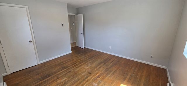 5 Waldemar Ave 3, Boston, MA 02128