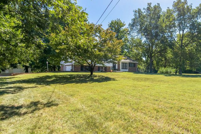 715 S Cannon Blvd, Shelbyville, TN 37160