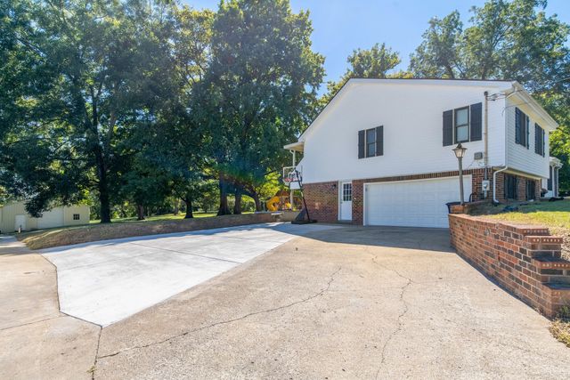 715 S Cannon Blvd, Shelbyville, TN 37160
