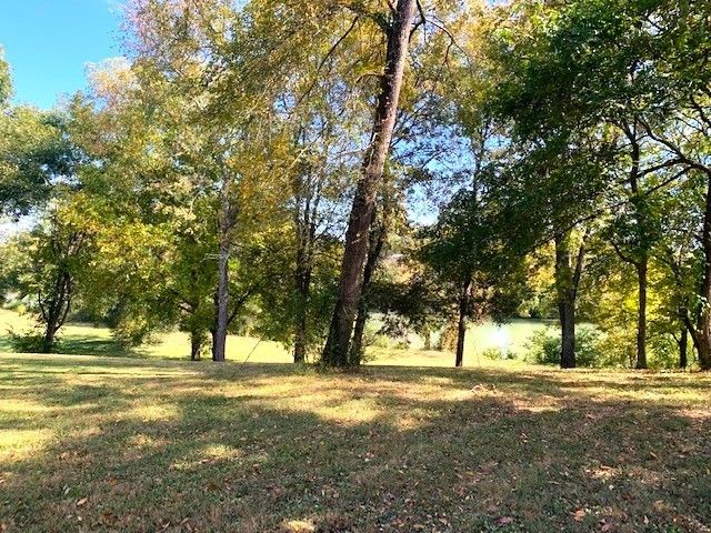 715 S Cannon Blvd, Shelbyville, TN 37160