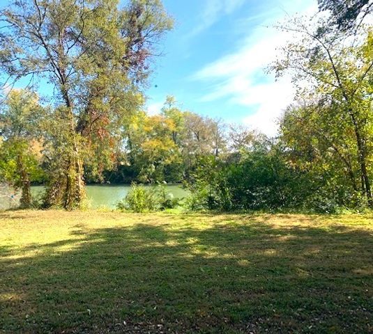 715 S Cannon Blvd, Shelbyville, TN 37160
