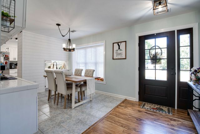 715 S Cannon Blvd, Shelbyville, TN 37160