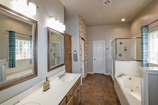 105 CIRCLE VIEW Drive, Amarillo, TX 79118