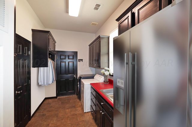 105 CIRCLE VIEW Drive, Amarillo, TX 79118