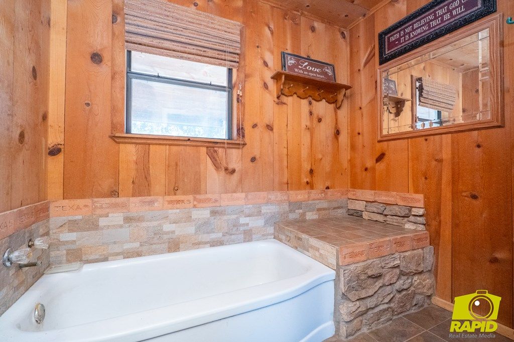 Image 20 of property listing at 14780 Gesch Rd, San Angelo, TX 76905