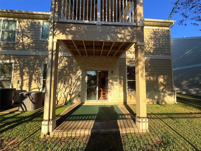 13600 Breton Ridge Street 17A, Houston, TX 77070