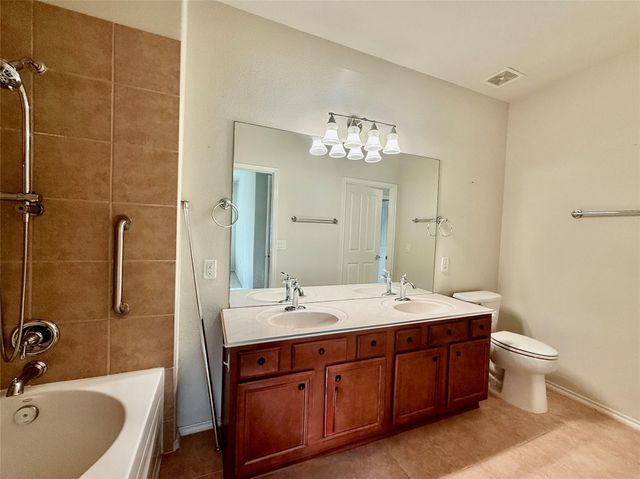 13600 Breton Ridge Street 17A, Houston, TX 77070