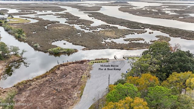 Hemlock Avenue, Moss Point, MS 39563