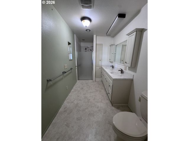 170 CHURCH St, Dillard, OR 97432