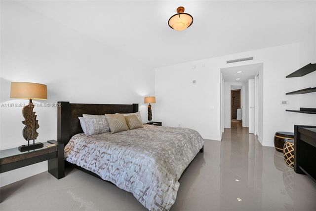 2700 N Ocean Drive 902B, Singer Island, FL 33404