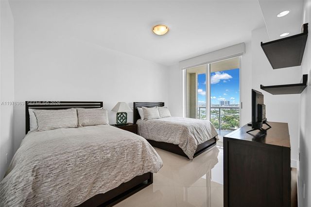 2700 N Ocean Drive 902B, Singer Island, FL 33404