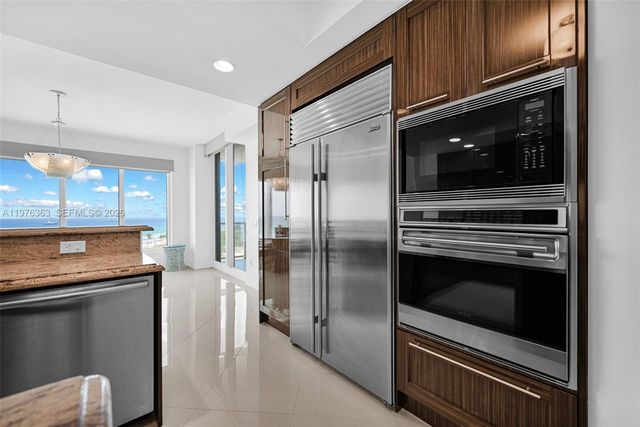 2700 N Ocean Drive 902B, Singer Island, FL 33404