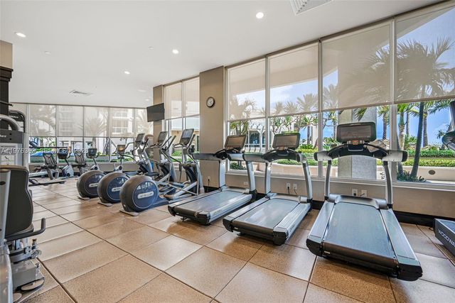 2700 N Ocean Drive 902B, Singer Island, FL 33404