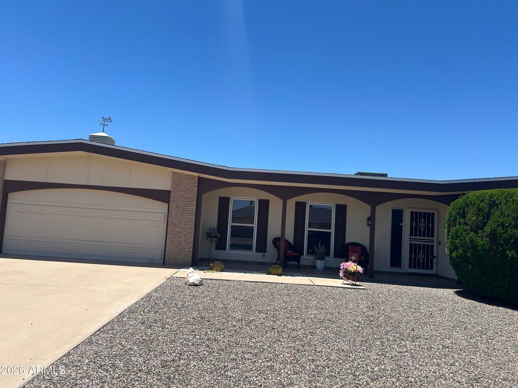 9221 W BRIARWOOD Circle N, Sun City, AZ 85351