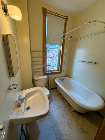 836 Park Avenue, Newport, KY 41071